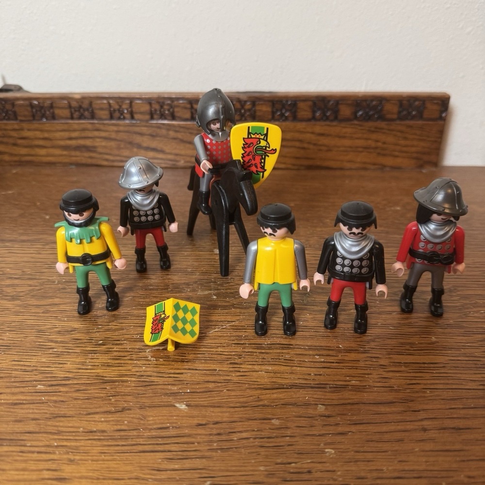 Playmobil 1993 Medieval Knights Soldiers Figures Horse Shields Vintage Lot